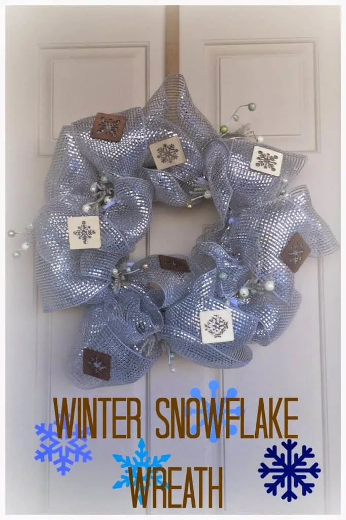 Rustic Winter DIY Wreath, tutorial, snowflakes, mesh wreath