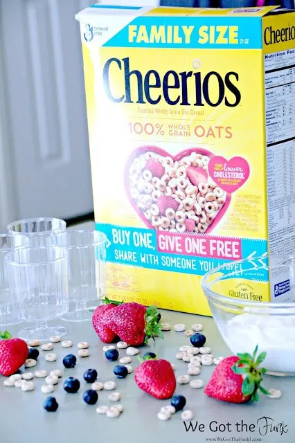 #GiveABox, ad, Mom, Fruit Parfait, Peanut Butter Chocolate Chip Breakfast Bars, Honey Nut Cheerios&trade; Cream Cheese Cinnamon Muffins, Recipes,