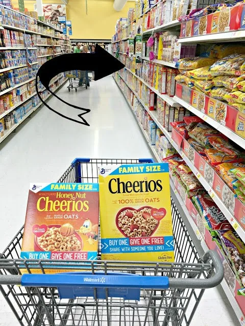 #GiveABox, ad, Mom, Fruit Parfait, Peanut Butter Chocolate Chip Breakfast Bars, Honey Nut Cheerios&trade; Cream Cheese Cinnamon Muffins, Recipes,