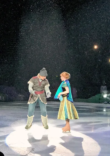 Disney On Ice, Discount Code for Disney On Ice, Promo code for Disney On Ice, Disney on Ice Dream Big Review, Disney On Ice Dream Big Discount Code, Disney on Ice Dream Big Promo Code, Denver, Colorado, Blogger, Mom Blogger
