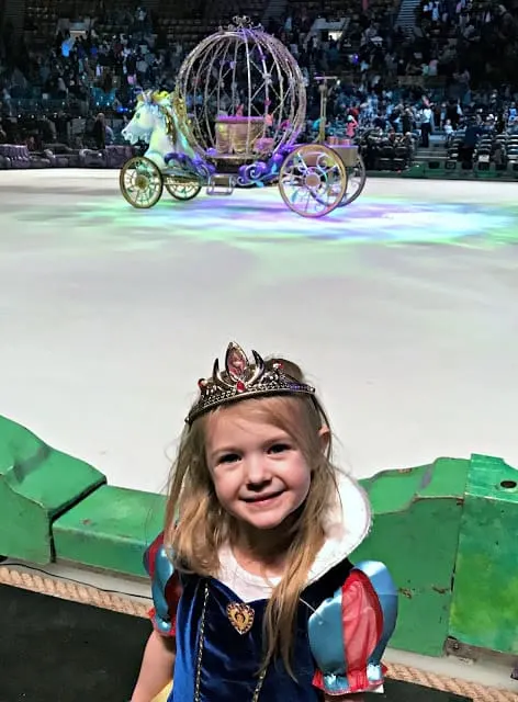 Disney On Ice, Discount Code for Disney On Ice, Promo code for Disney On Ice, Disney on Ice Dream Big Review, Disney On Ice Dream Big Discount Code, Disney on Ice Dream Big Promo Code, Denver, Colorado, Blogger, Mom Blogger