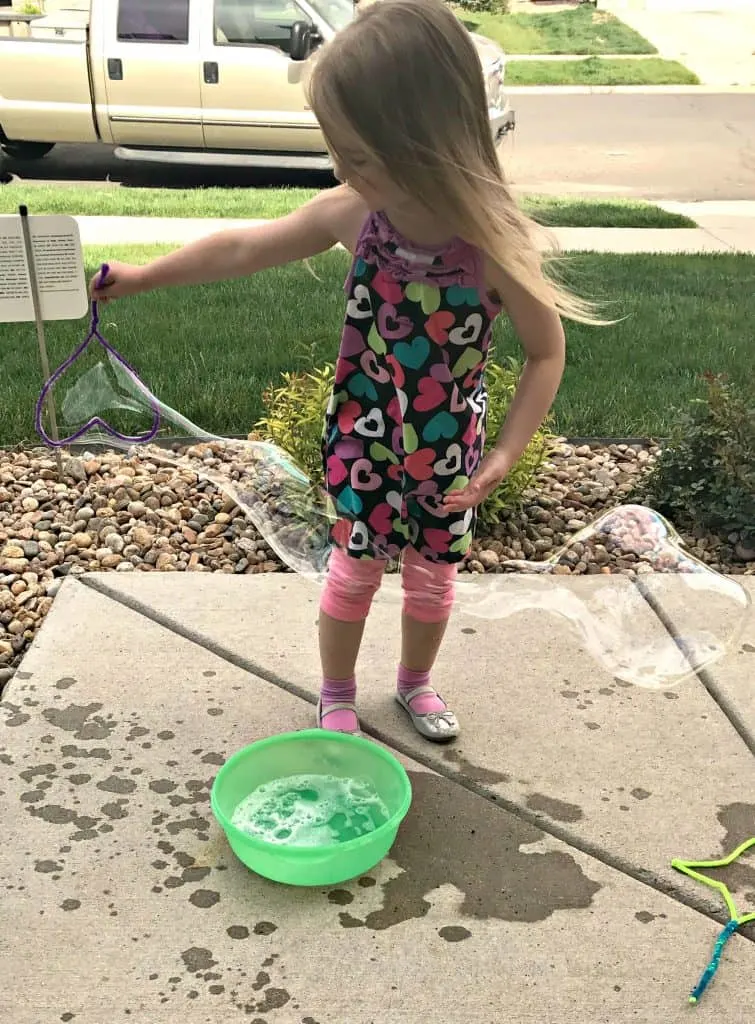 Huge Bubbles with bubble wand
