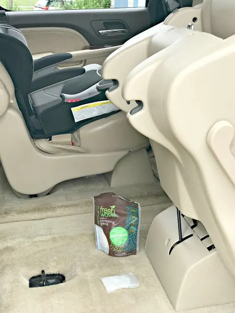 How to freshen up your car naturally, safe ways to freshen up your air, care about your air campaign, fresh wave review, Fresh Wave giveaway, Fresh Wave Odor Removing products, How to freshen up your car, How to clean your vehicle easy