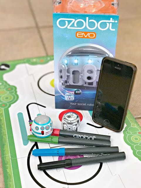 #ozonation, Ozobot evo review, How to code with the ozobot evo, Basic video of how to code with the ozobot evo, How to use the ozobot evo, 