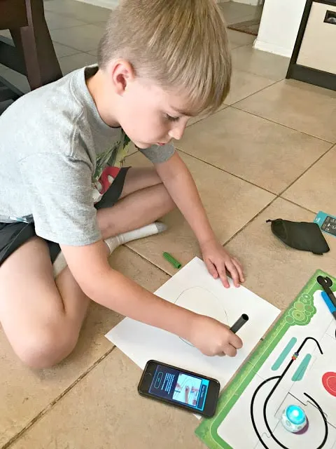 #ozonation, Ozobot evo review, How to code with the ozobot evo, Basic video of how to code with the ozobot evo, How to use the ozobot evo, 