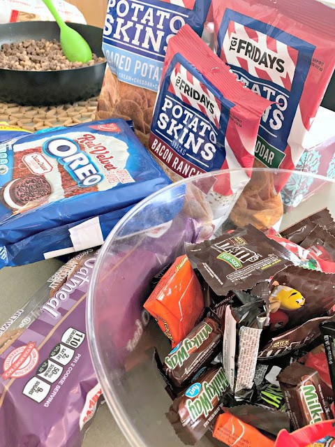 National Junk Food Day, Free TGI Friday Snack Coupons, TGI Friday giveaway, TGI Friday snack coupon giveaway, How to throw and awesome junk food dinner, Easy junk food dinner ideas