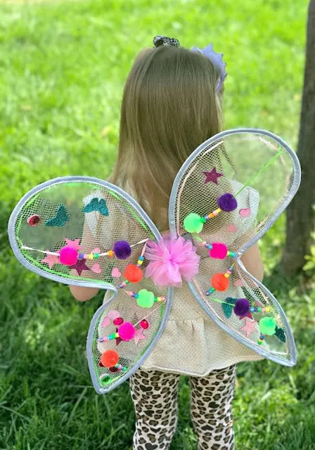 How to encourage imaginative play, tips for imagination, how to help you kids learn to play on their own, make it creative sets, DIY Fairy wing sets, Wizard costume, affordable wizard costume, Great Pretenders giveaway 2017 How to encourage imaginative play, tips for imagination, how to help you kids learn to play on their own, make it creative sets, DIY Fairy wing sets, Wizard costume, affordable wizard costume, Great Pretenders giveaway 2017