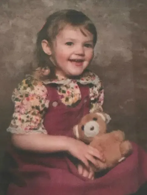 Paypal giveaway, August 2017 paypal giveaway, August 2017 target gift card giveaway, August 2017 walmart gift card giveaway, happy Birthday giveaway, 1980's family photos, terrible 1980s photos, baby photos from the 1980s