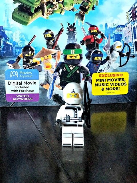 Lego Ninjago movie review, what are some of the features on the lego ninjago movie, Lego Ninjago Movie giveaway