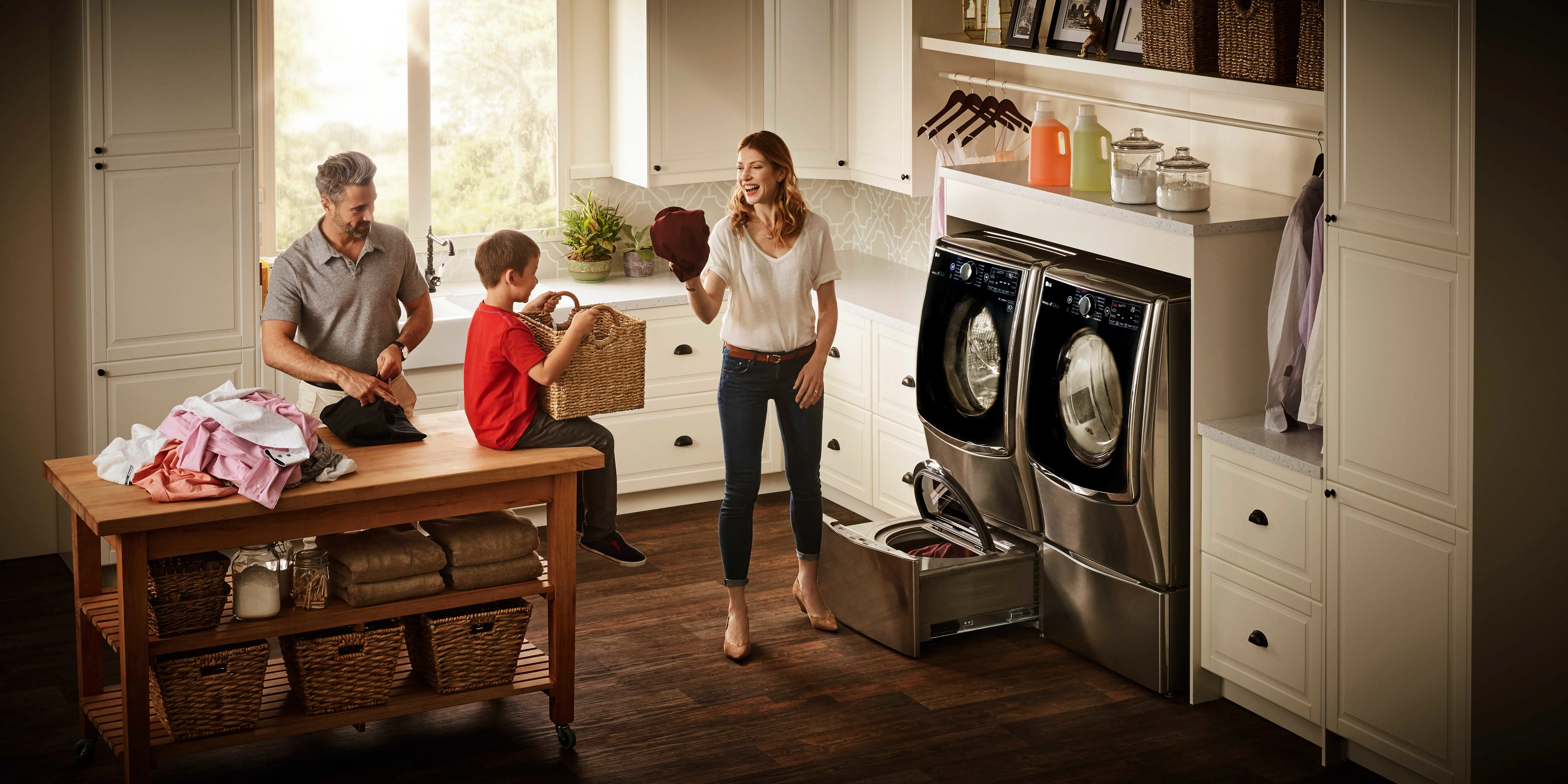 LG TwinWash Review, Specs of the LG TwinWash, Coupons for LG TwinWash Laundry Machine, Where to purchase the LG TwinWash Machine, LG TwinWash Laundry System