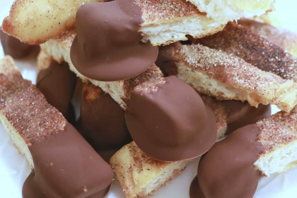 cinnamon sugar and chocolate crisps, Easy biscotti, English muffin dessert recipe, how to make biscotti with english muffins