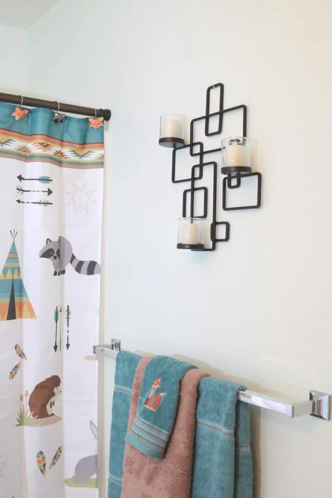 True Value EasyCare Ultra Premium Paint, Woodland bathroom makeover, simple bathroom makeover, allergy friendly paint, asthma friendly paint, asthma and allergy certified paint, paint with low VOC's, best paint for pregnant women