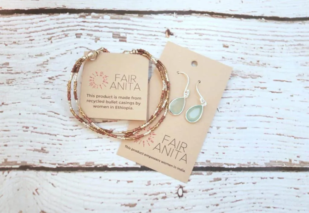 Indie Do Good, Giving back, Companies that give back with purchase, how to easily give back this holiday season, products that donate to charity, Companies that donate to charity