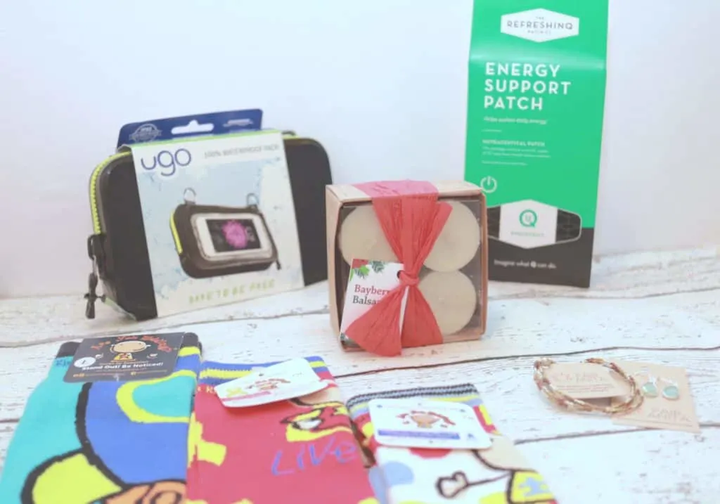 Indie Do Good, Giving back, Companies that give back with purchase, how to easily give back this holiday season, products that donate to charity, Companies that donate to charity