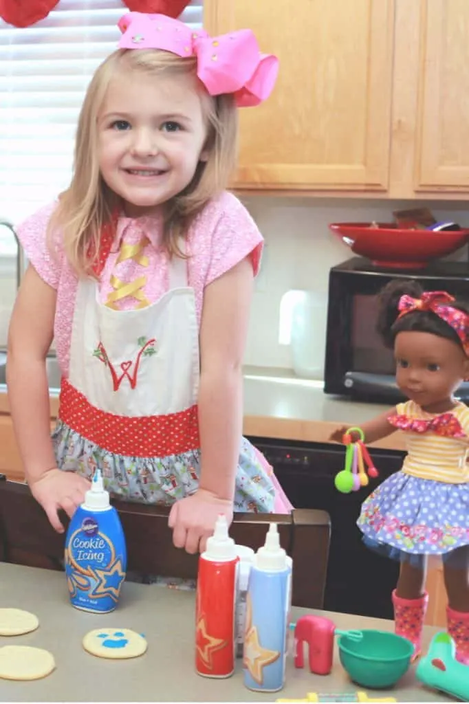 Cookie Baking, American Girl WellieWishers, WellieWishers Emerson, WellieWishers Accessories, WellieWishers Kendall