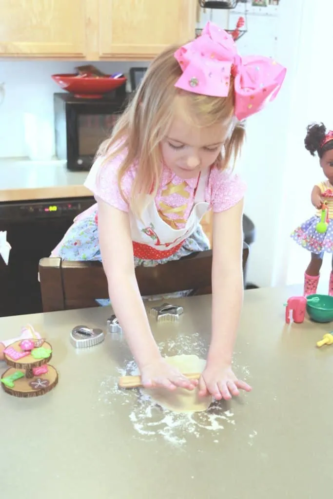 Cookie Baking, American Girl WellieWishers, WellieWishers Emerson, WellieWishers Accessories, WellieWishers Kendall