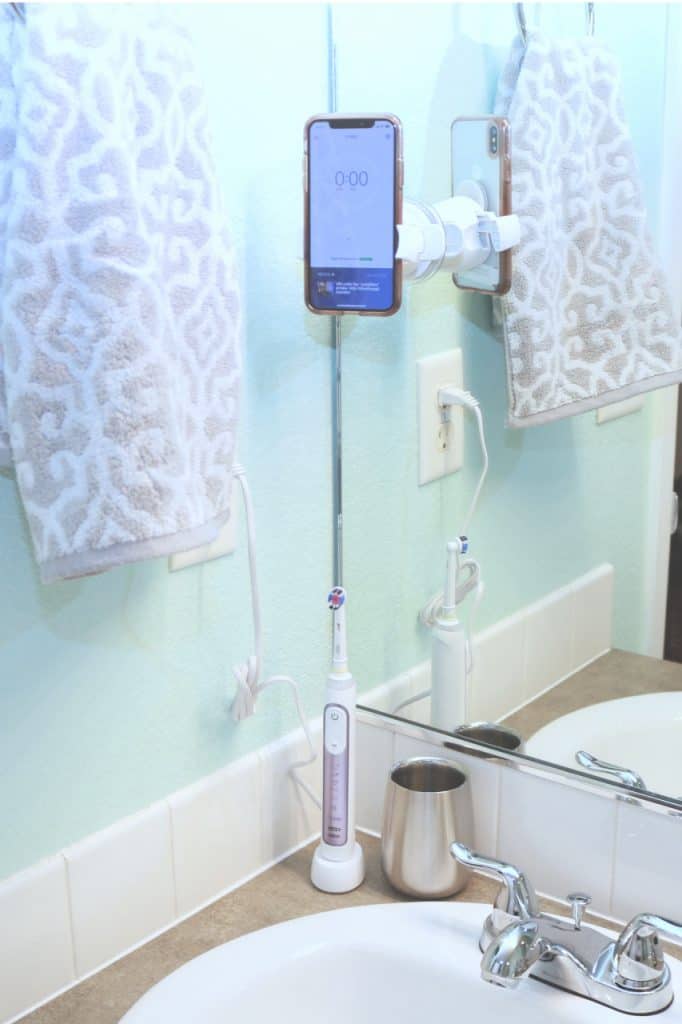 gifting practicality, oral-b genius 8000, rechargeable toothbrush holiday deals, deals on rechargeable toothbrush, practical christmas gifts