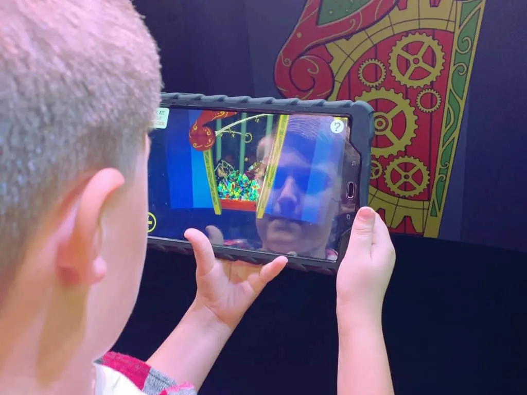 Elf-Ray Vision at Santa HQ